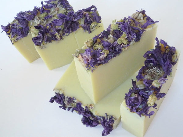 NEBALENÉ Dvojitá levanduľa - prírodné mydlo